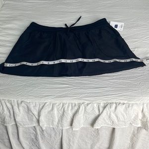 NWT Croft & Barrow Swim Skirt, Black size 14, security paper still inside